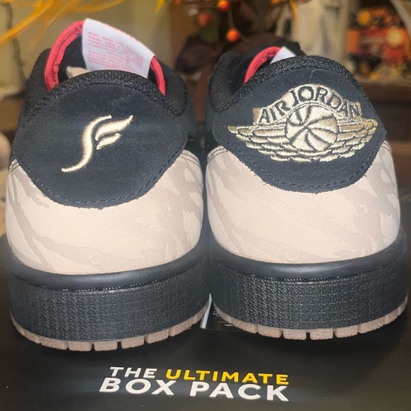 DS Solefly x Jordan 1 Low OG Sp ‘Everglades’ Men’s 10 No Box - Picture 2 of 9